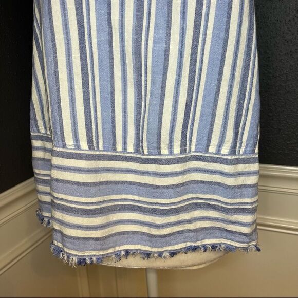 Cloth and Stone Striped Blue Halter Tank Top - Picture 7 of 12